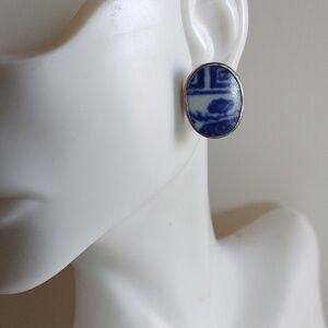 STERLING SILVER BLUE WHITE DELF STUD EARRINGS 3/4" X5/8" W MARKED 925